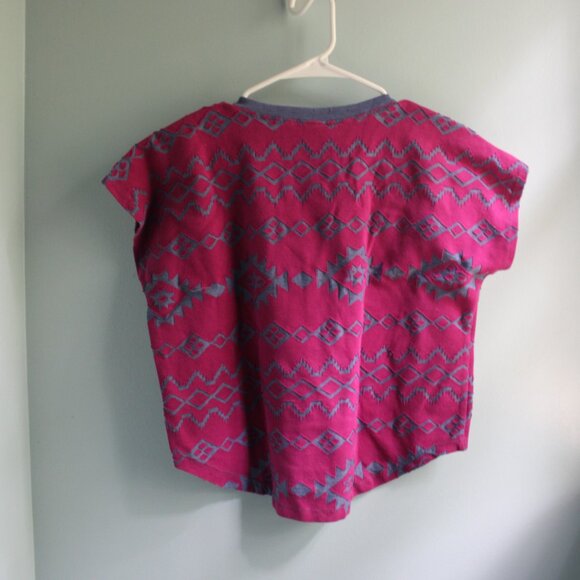Magenta & Indigo cropped shirt with Aztec triangle cutouts. XS - Picture 2 of 3